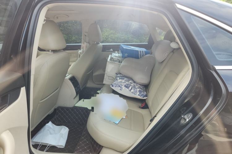 Used Volkswagen Passat 2011 1.4 TSI DSG Prestige Edition Left Rear Seat