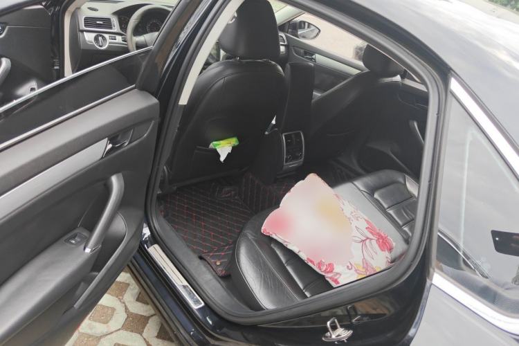 Used Volkswagen Passat 2011 1.4 TSI DSG Prestige Edition Left Rear Seat