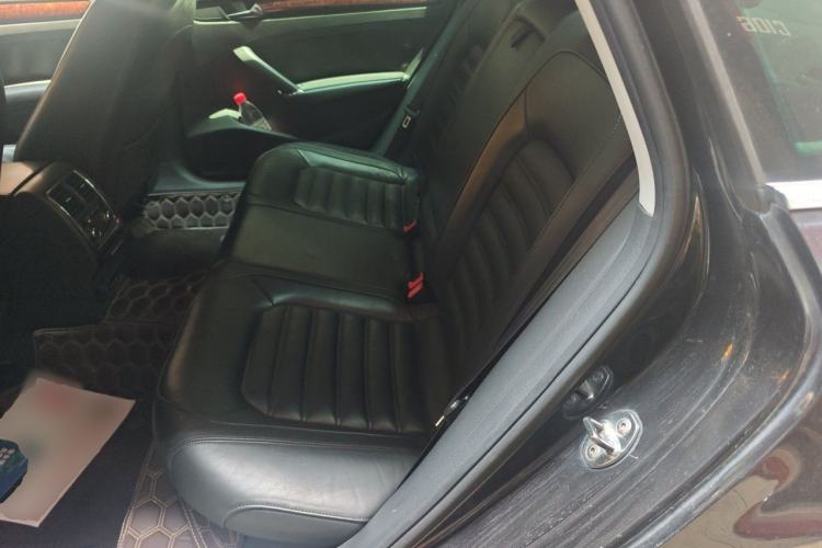 Used Volkswagen Passat 2011 1.8TSI DSG Prestige Edition Left Rear Seat