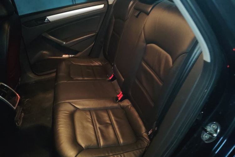 Used Volkswagen Passat 2011 1.8 TSI DSG Prestige Edition Left Rear Seat