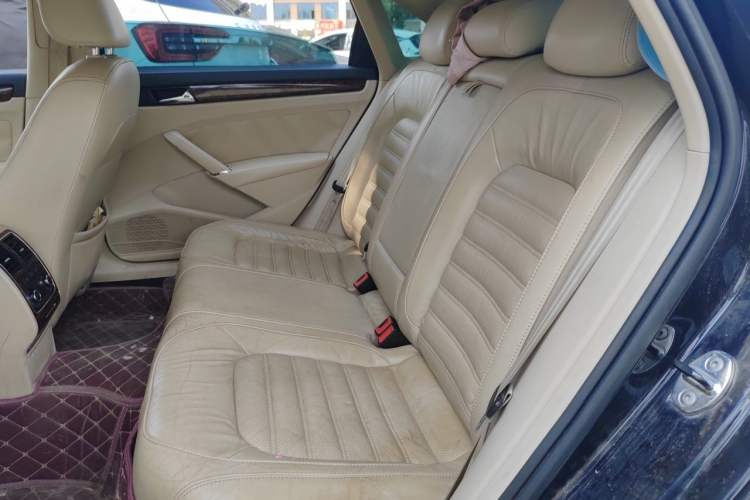 Used Volkswagen Passat 2011 2.0 TSI DSG Premium Edition Left Rear Seat