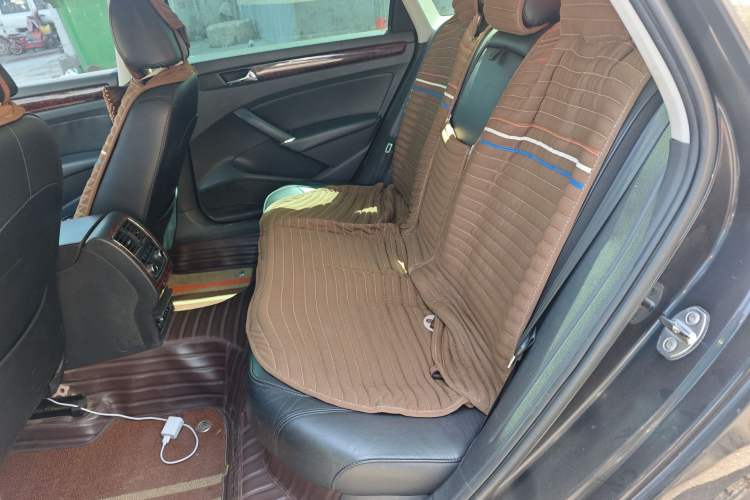 Used Volkswagen Passat 2011 1.8TSI DSG Prestige Edition Left Rear Seat