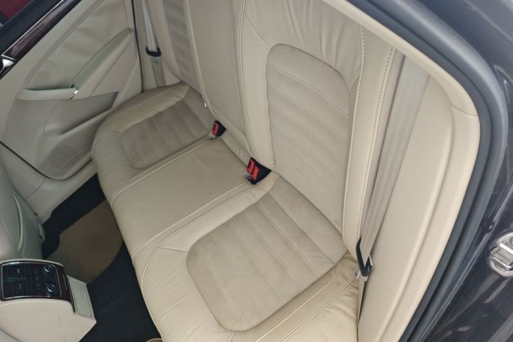 Used Volkswagen Passat 2011 3.0L V6 DSG Flagship Edition Left Rear Seat
