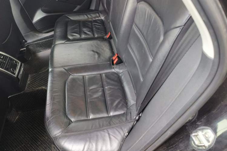 Used Volkswagen Passat 2011 1.8TSI Automatic Prestige Edition Left Rear Seat