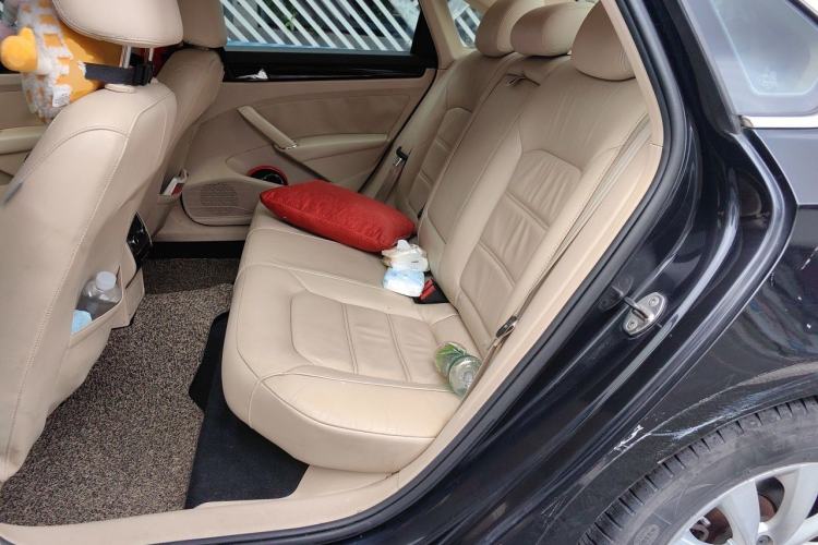 Used Volkswagen Passat 2011 1.4 TSI DSG Prestige Edition Left Rear Seat