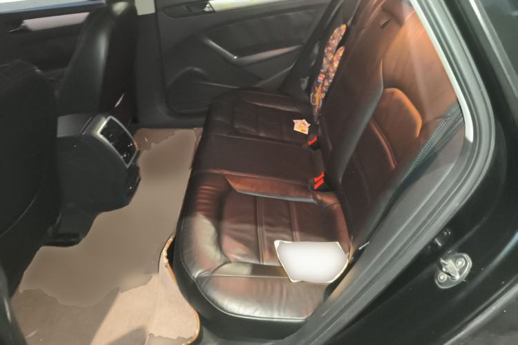 Used Volkswagen Passat 2011 1.8TSI Automatic Prestige Edition Left Rear Seat