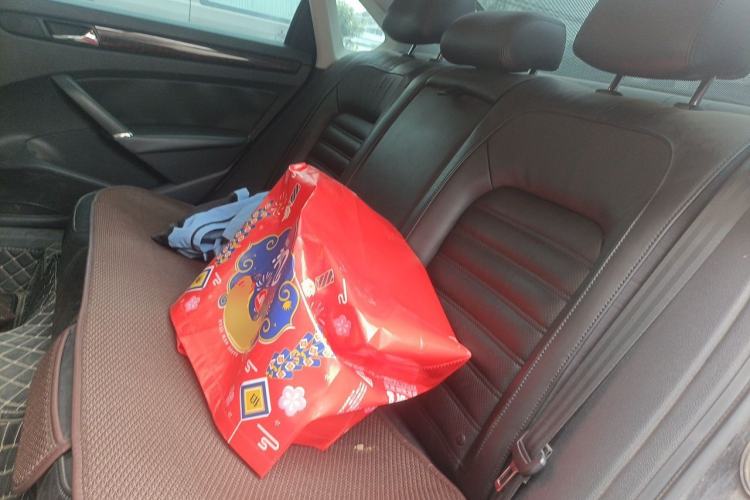 Used Volkswagen Passat 2011 1.8TSI DSG Prestige Edition Left Rear Seat