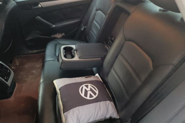 Used Volkswagen Passat 2011 1.8 TSI DSG Prestige Edition Left Rear Seat