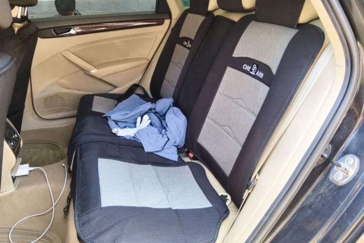Used Volkswagen Passat 2011 1.8TSI DSG Prestige Edition Left Rear Seat