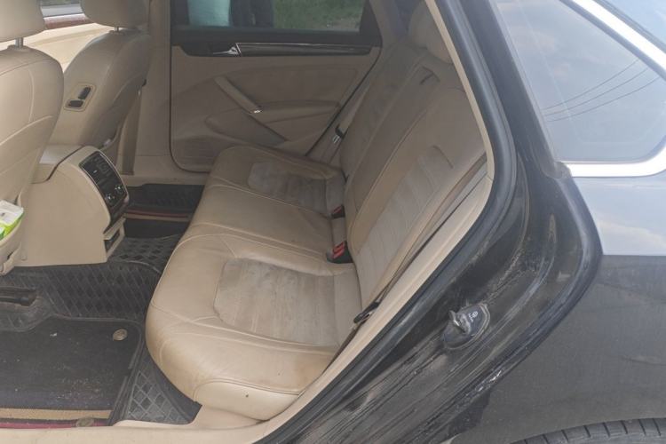 Used Volkswagen Passat 2011 2.0 TSI DSG Ultimate Edition Left Rear Seat