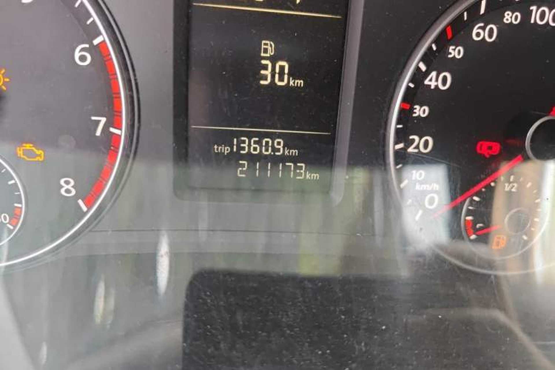 Used Volkswagen Passat 2011 1.8TSI Automatic Prestige Edition Odometer Close Up