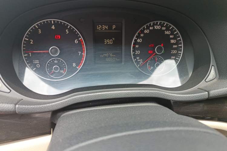 Used Volkswagen Passat 2011 1.8TSI Automatic Prestige Edition Odometer Close Up