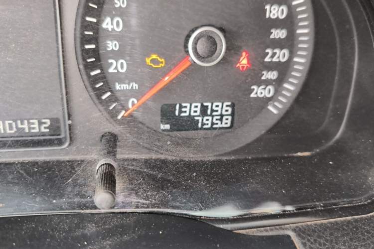 Used Volkswagen Passat 2011 1.8T Automatic Luxury Model Odometer Close Up