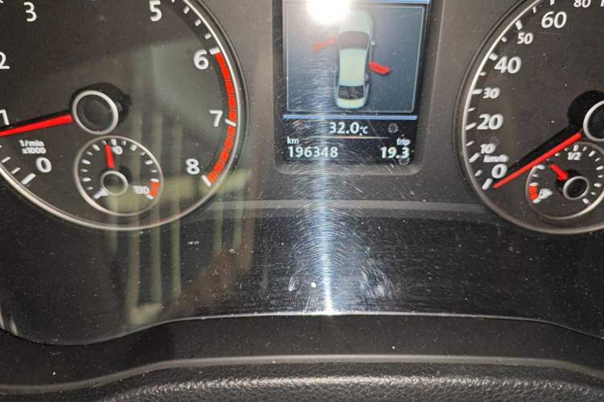 Used Volkswagen Passat 2011 1.8TSI DSG Prestige Edition Odometer Close Up