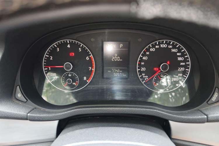 Used Volkswagen Passat 2011 1.8TSI Automatic Prestige Edition Odometer Close Up