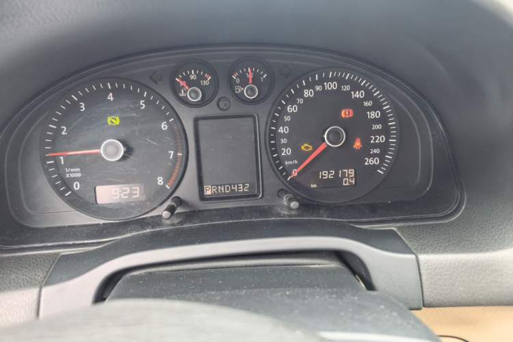Used Volkswagen Passat 2011 1.8T Automatic Luxury Model Odometer Close Up