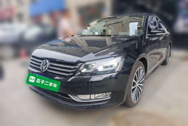 Ojetý Volkswagen Passat 2011 1.8TSI DSG Prestige Edition