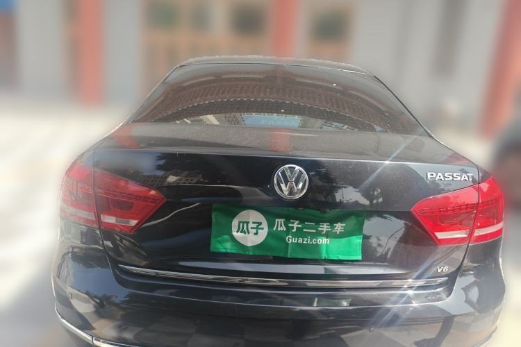 Used Volkswagen Passat 2011 3.0L V6 DSG Flagship Edition Rear