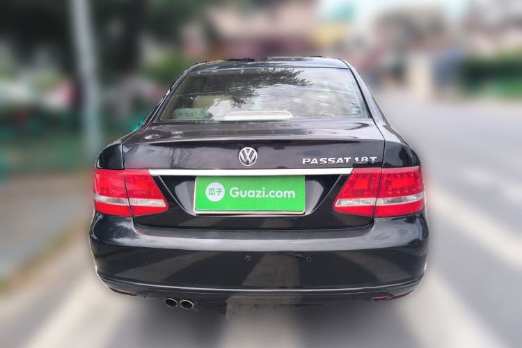 Used Volkswagen Passat 2011 1.8T Automatic Luxury Model Rear