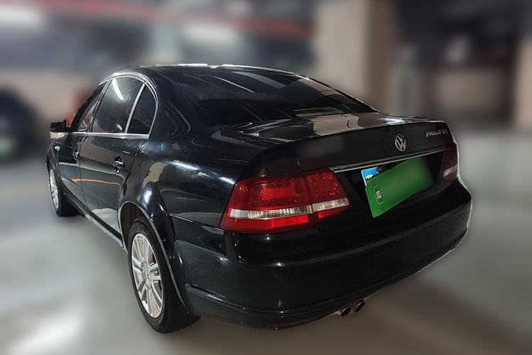 Used Volkswagen Passat 2011 1.8T Automatic Luxury Model Rear Left 45 Deg