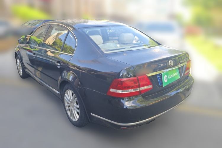 Used Volkswagen Passat 2011 1.8T Automatic Luxury Model Rear Left 45 Deg