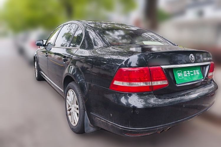 Used Volkswagen Passat 2011 1.8T Automatic Luxury Model Rear Left 45 Deg