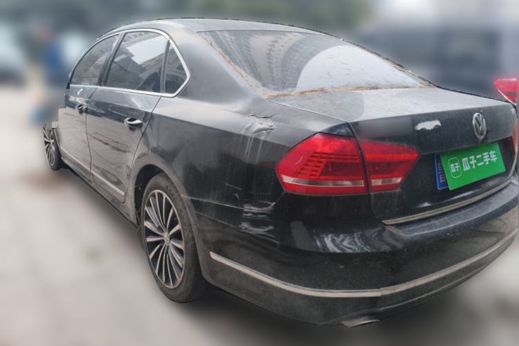 Used Volkswagen Passat 2011 3.0L V6 DSG Flagship Deluxe Edition Rear Left 45 Deg