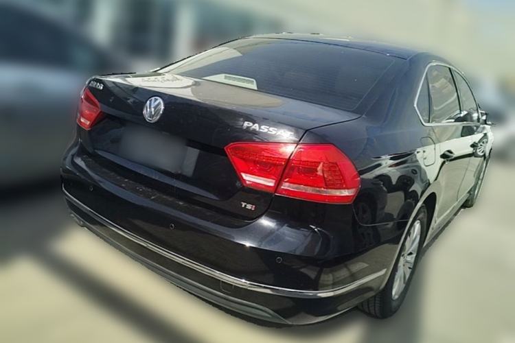 Used Volkswagen Passat 2011 1.4 TSI Manual Luxury Edition Rear Right 45 Deg