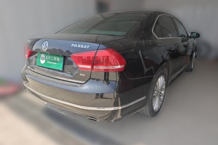 Used Volkswagen Passat 2011 3.0L V6 DSG Flagship Edition Rear Right 45 Deg