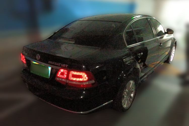 Used Volkswagen Passat 2011 1.8T Automatic Luxury Model Rear Right 45 Deg