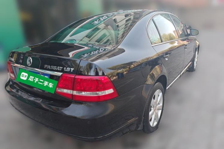Used Volkswagen Passat 2011 1.8T Manual Luxury Model Rear Right 45 Deg