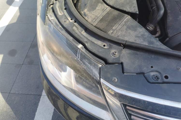 Used Volkswagen Passat 2011 1.8T Automatic Luxury Model Right Front Headlight