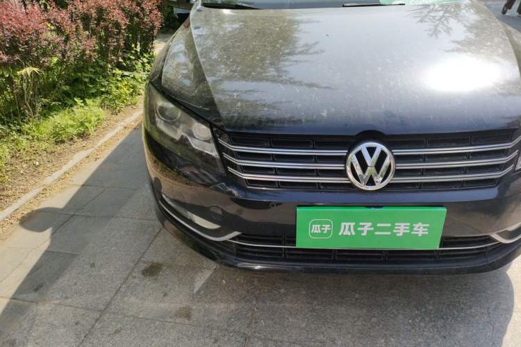 Used Volkswagen Passat 2011 1.8TSI DSG Prestige Edition Right Front Headlight