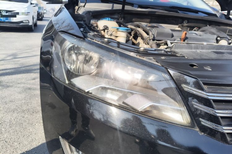 Used Volkswagen Passat 2011 1.4 TSI DSG Prestige Edition Right Front Headlight