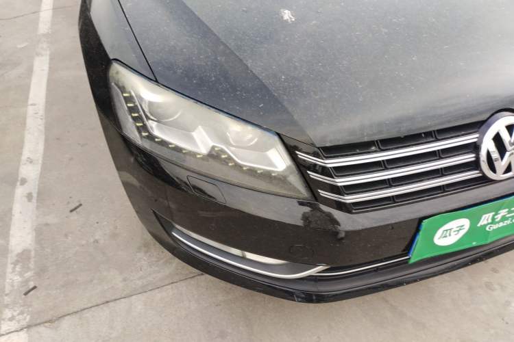 Used Volkswagen Passat 2011 2.0 TSI DSG Ultimate Edition Right Front Headlight