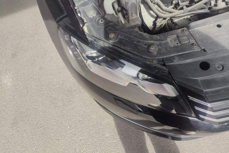 Used Volkswagen Passat 2011 2.0 TSI DSG Premium Edition Right Front Headlight