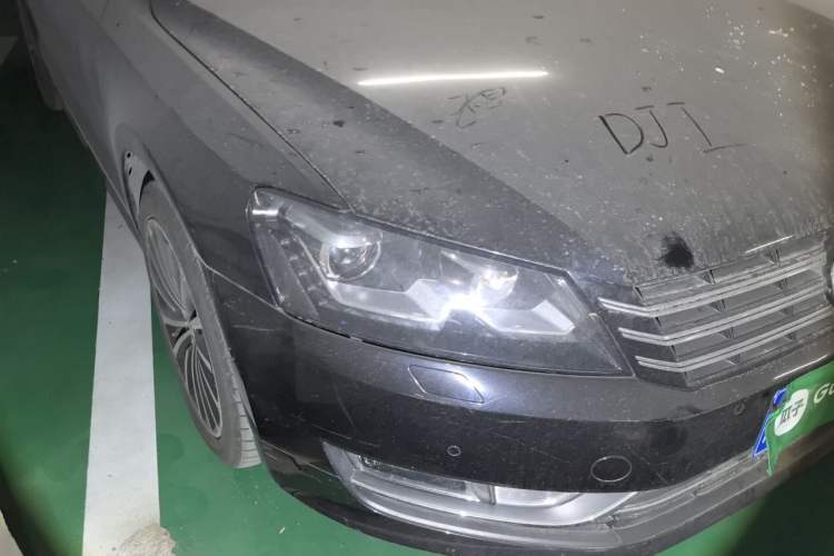 Used Volkswagen Passat 2011 3.0L V6 DSG Flagship Edition Right Front Headlight