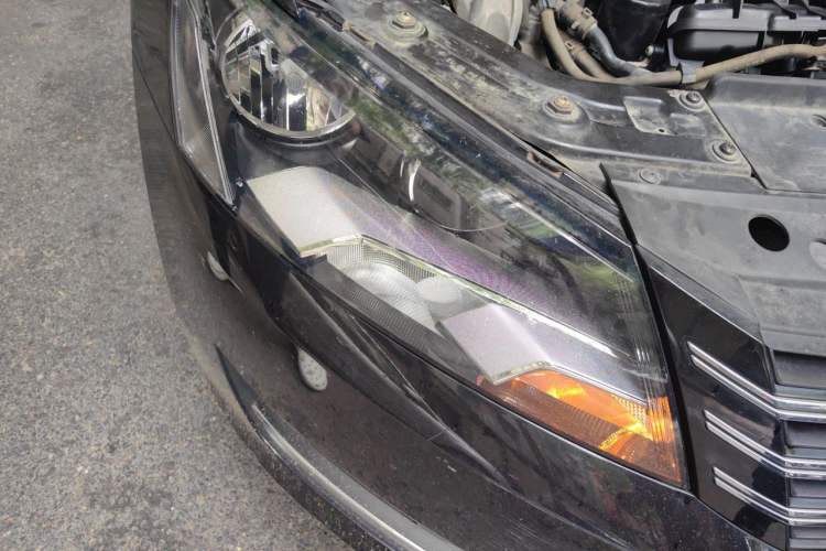 Used Volkswagen Passat 2011 1.8 TSI DSG Prestige Edition Right Front Headlight