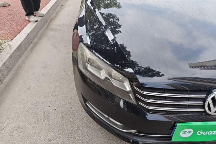Used Volkswagen Passat 2011 2.0 TSI DSG Premium Edition Right Front Headlight