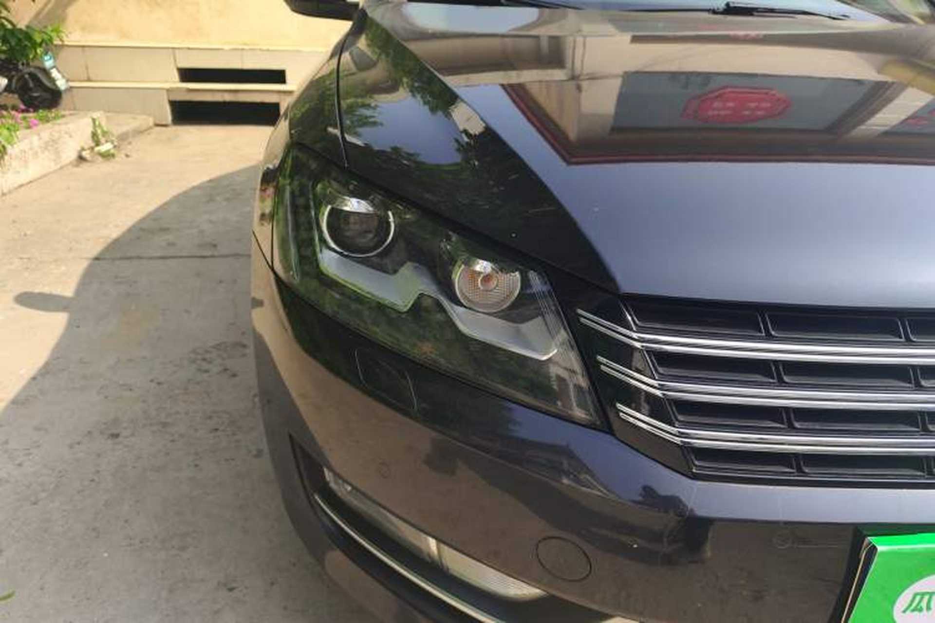 Used Volkswagen Passat 2011 1.8 TSI DSG Ultimate Edition Right Front Headlight