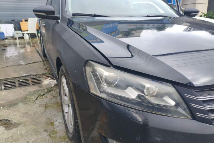 Used Volkswagen Passat 2011 1.8 TSI DSG Prestige Edition Right Front Headlight