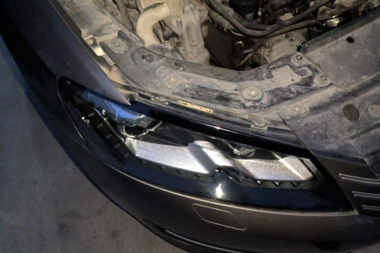 Used Volkswagen Passat 2011 2.0 TSI DSG Premium Edition Right Front Headlight
