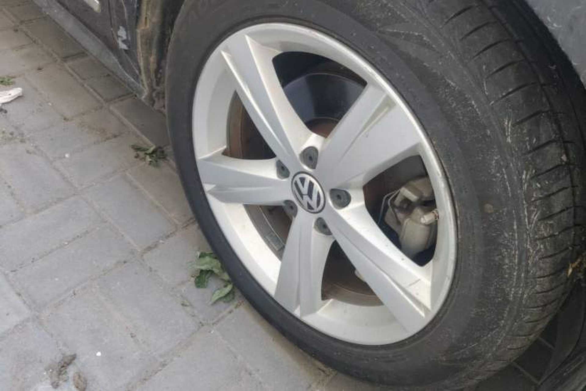 Used Volkswagen Passat 2011 2.0 TSI DSG Premium Edition Right Front Wheel Hub