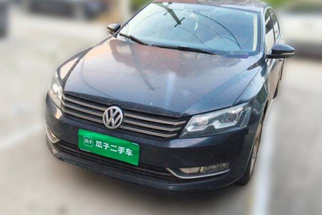 Ojetý Volkswagen Passat 2011 1.8TSI DSG Prestige Edition