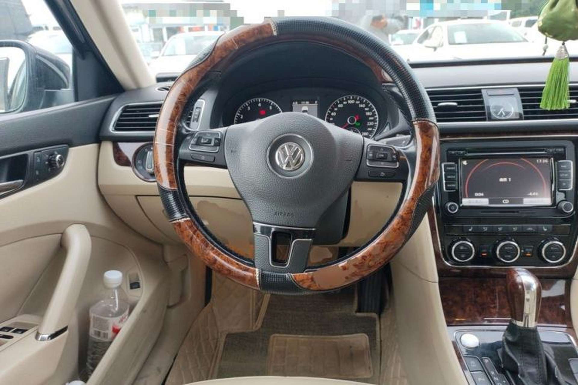 Used Volkswagen Passat 2011 2.0 TSI DSG Ultimate Edition Steering Wheel