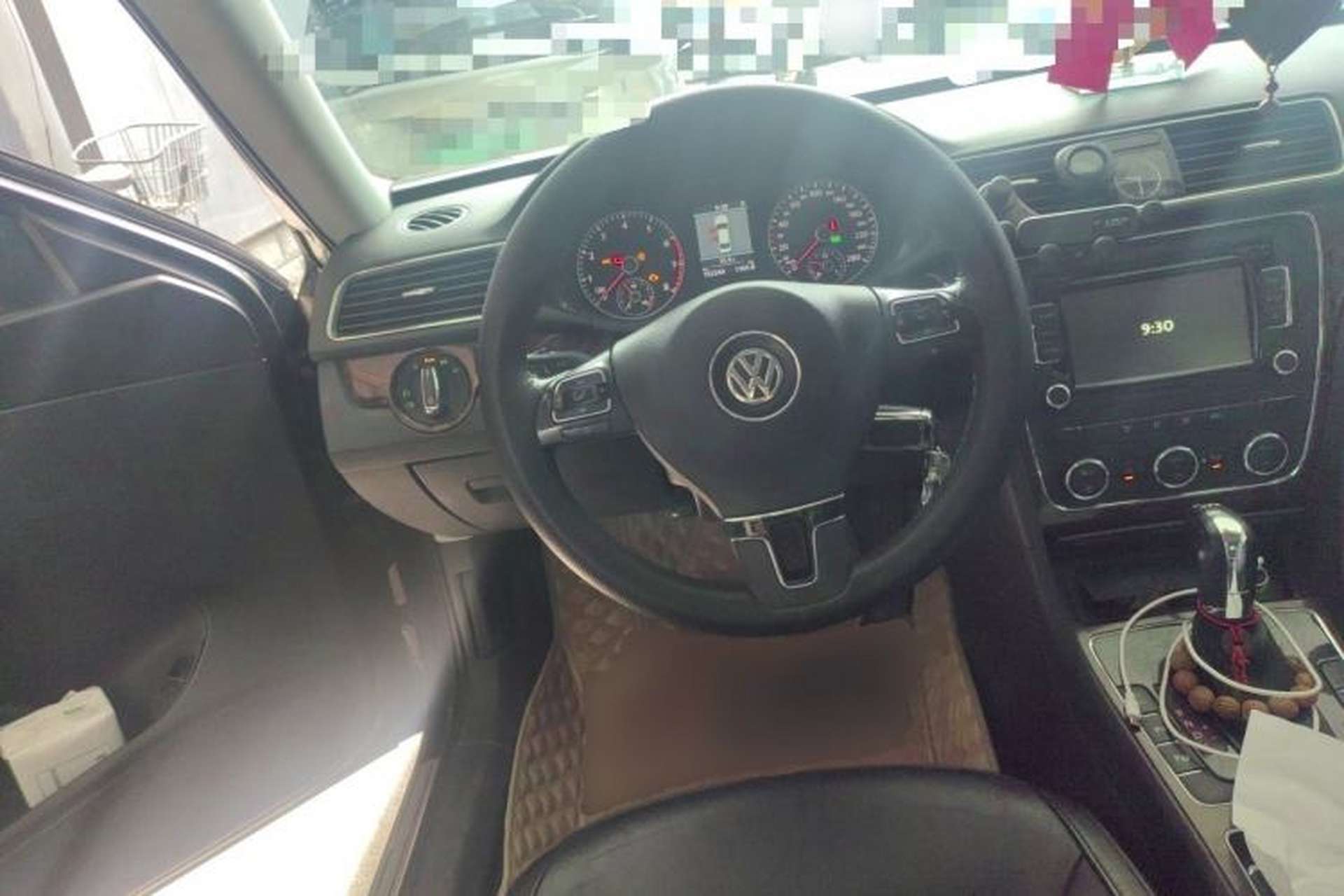 Used Volkswagen Passat 2011 2.0 TSI DSG Premium Edition Steering Wheel