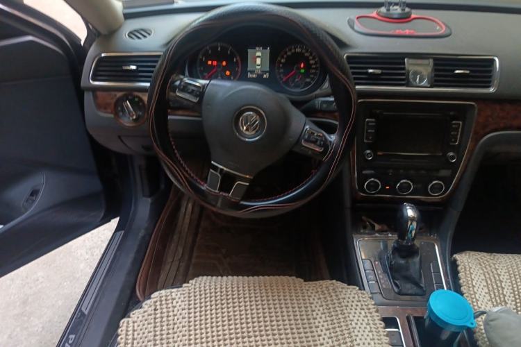Used Volkswagen Passat 2011 1.8TSI DSG Prestige Edition Steering Wheel