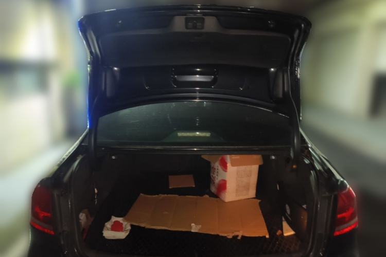Used Volkswagen Passat 2011 1.8TSI Automatic Prestige Edition Trunk