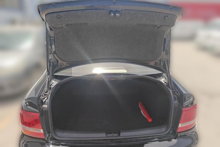 Used Volkswagen Passat 2011 1.8T Automatic Luxury Model Trunk