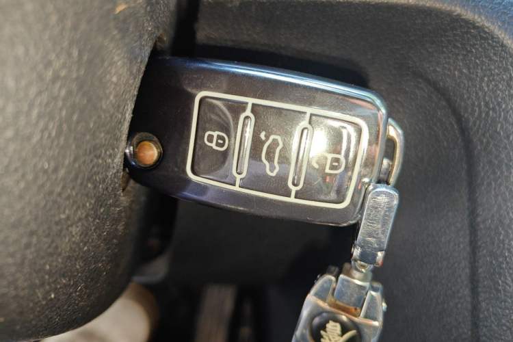 Used Volkswagen Passat 2011 1.8 TSI DSG Prestige Edition Vehicle Key